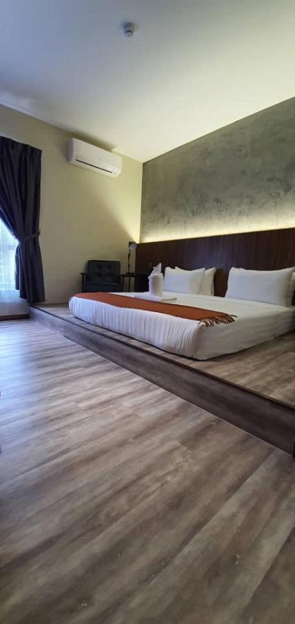 Vista Hotel Tawau Eksteriør billede